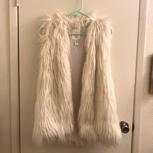 Fur vest
